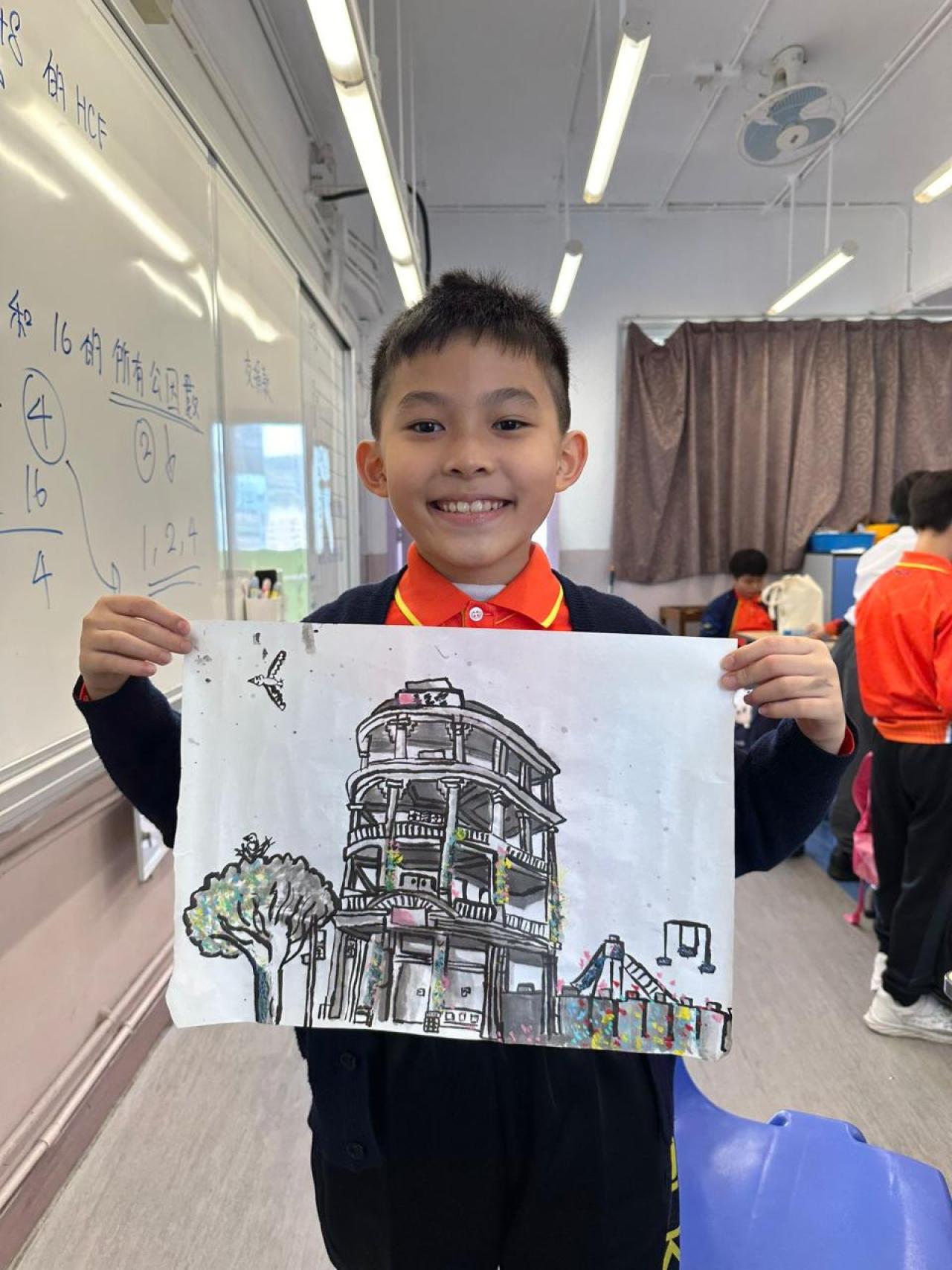 學生選擇香港的歷史建築物作為繪畫主題，並模仿吳冠中對城市景觀的表現手法。從學習過程中，增強學生對保護和傳承歷史文化的意識。